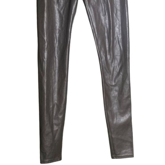Aritzia Wilfred Free Daria Faux Vegan Leather Skinny Pants Size Medium 📦 - Picture 9 of 10